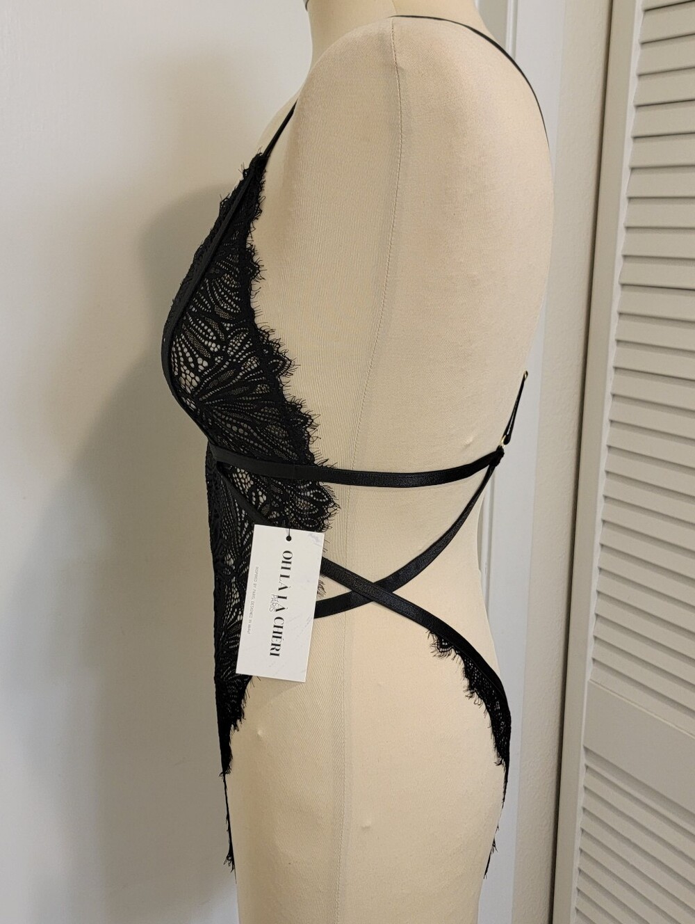 Oh La La Cheri Sheer Lace Plunge Teddy Bodysuit - Black NWT - Picture 3 of 6